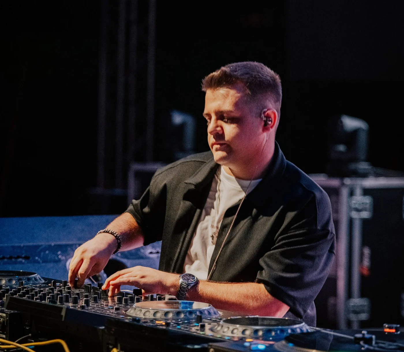 MONARCH at the decks under blue stage light